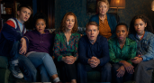 Мини-сериал «Годы» оказался неожиданной заменой «Черному зеркалу»: всего 6 серий — а зрители вспоминают его даже спустя четыре года