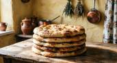 Кефир, творог и зелёный лук — через 15 минут на столе лепёшки: вкуснее оладий и полезнее бутербродов
